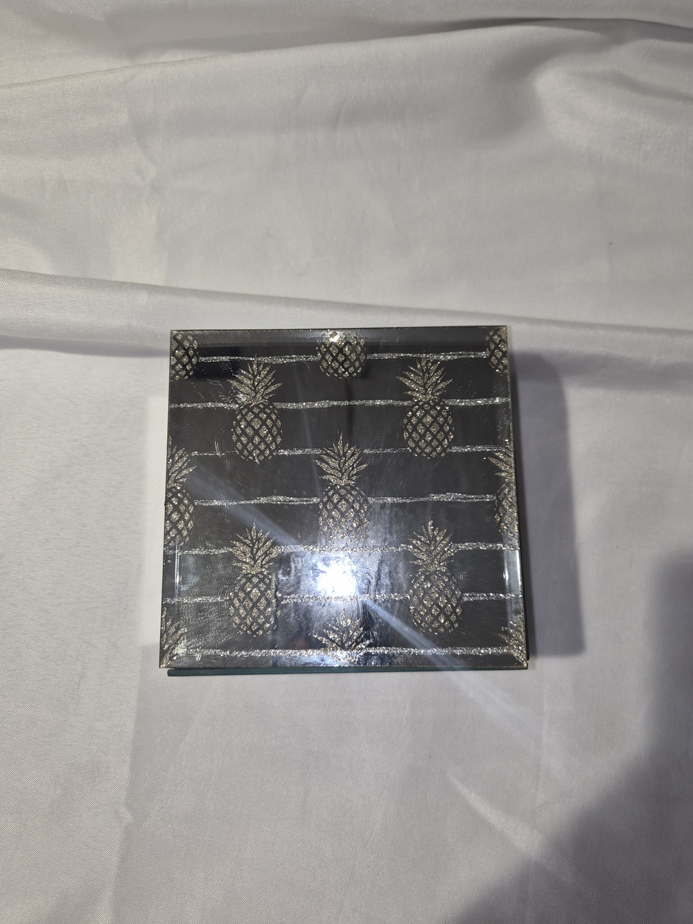 Pineapple Pattern Silver Mirrored Trinket Box- Women Accessories